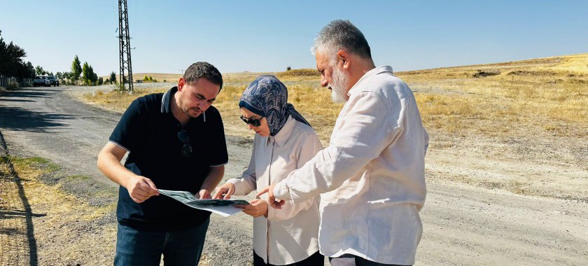 İl Müdürümüz ve teknik personellerimiz Tatlarin beldesinde Kıyı Kenar çizgisi tespit çalışmaları yapmıştır.