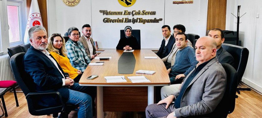 İl Müdürümüz Sn.Yasemin DEMİRÖRS Hanımefendinin başkanlığında Müdürlüğümüz  Şube Müdürleri ile İRAP(İl Risk Azaltma Planı) kapsamında risk değerlendirme toplantısı yapılmıştır.