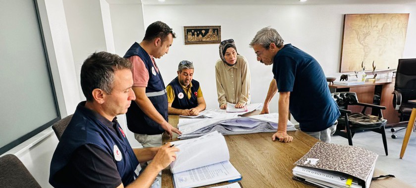 İlimizde faaliyet gösteren Yapı Denetim firmasında İl Müdürümüz Sn. Yasemin DEMİRÖRS hanımefendinin nezaretinde İl Müdürlüğümüz teknik personellerince büro denetimi gerçekleştirilmiştir.