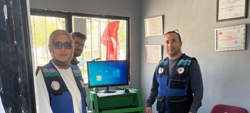 Nevşehir Çevre, Şehircilik ve İklim Değişikliği İl Müdürlüğü denetim ekipleri, Nevşehir merkez ve ilçelerinde faaliyet gösteren Yetkili Egzoz Gazı Emisyon Ölçüm İstasyolarının denetimlerine  06.11.2025 tarihi itibarıyla aralıksız devam etmektedir.