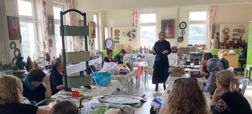 Ss Kadıncık Ana Kadın Girişimi Üretim ve İşletme Kooperatifine İl Müdürlüğümüz personelleri tarafından Sıfır Atık konulu eğitim verilmiştir.