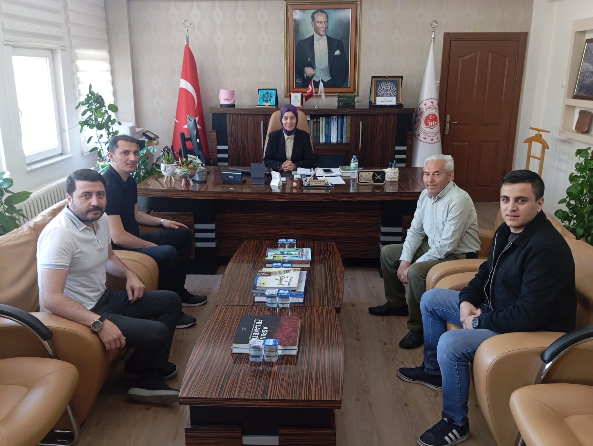 Depreme giden Personellerimiz görevlerini tamamlayıp geri dönmüşlerdir.
