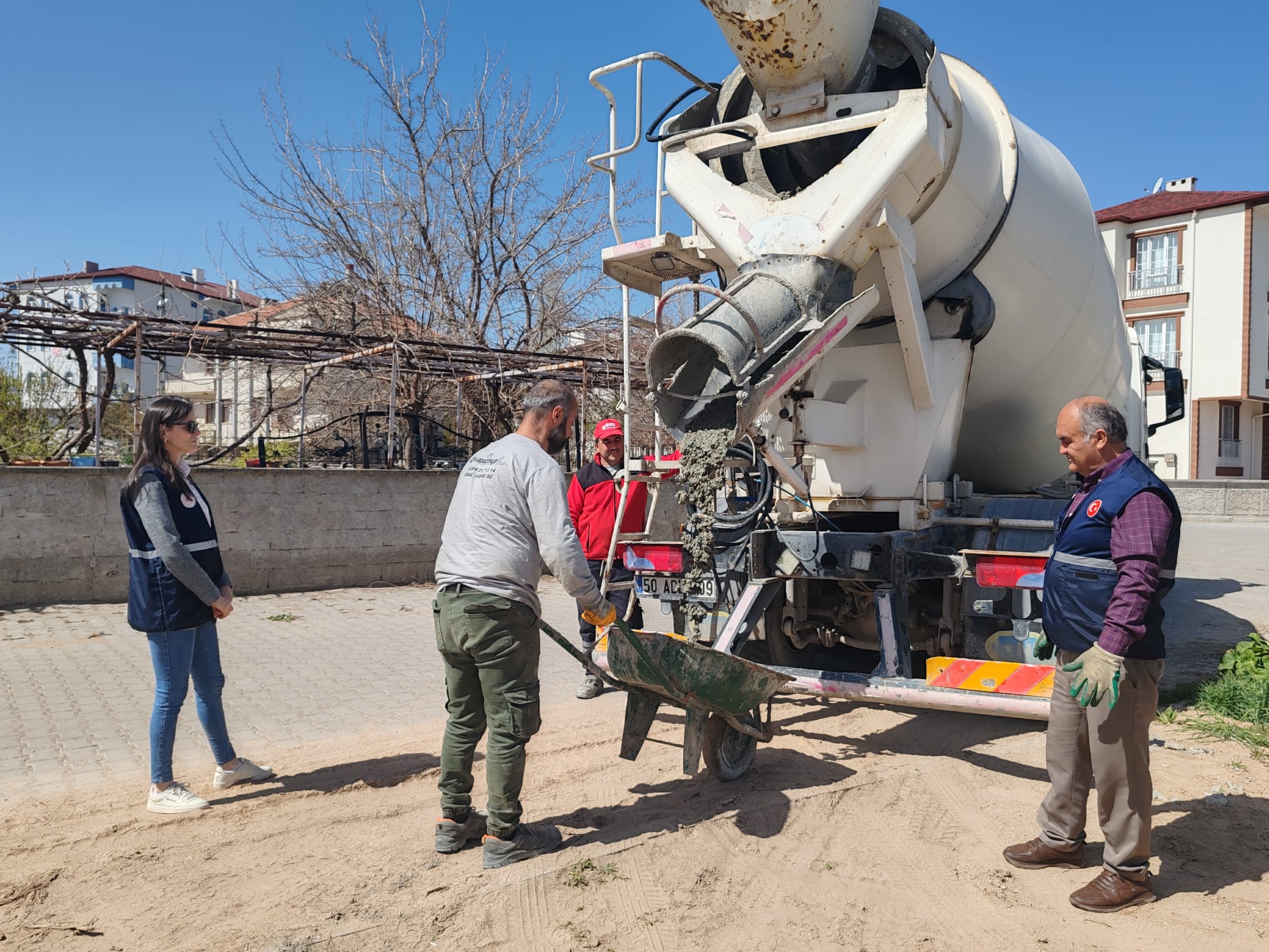 İl Müdürlüğümüz Personellerince Beton numunesi örneği alınmıştır.
