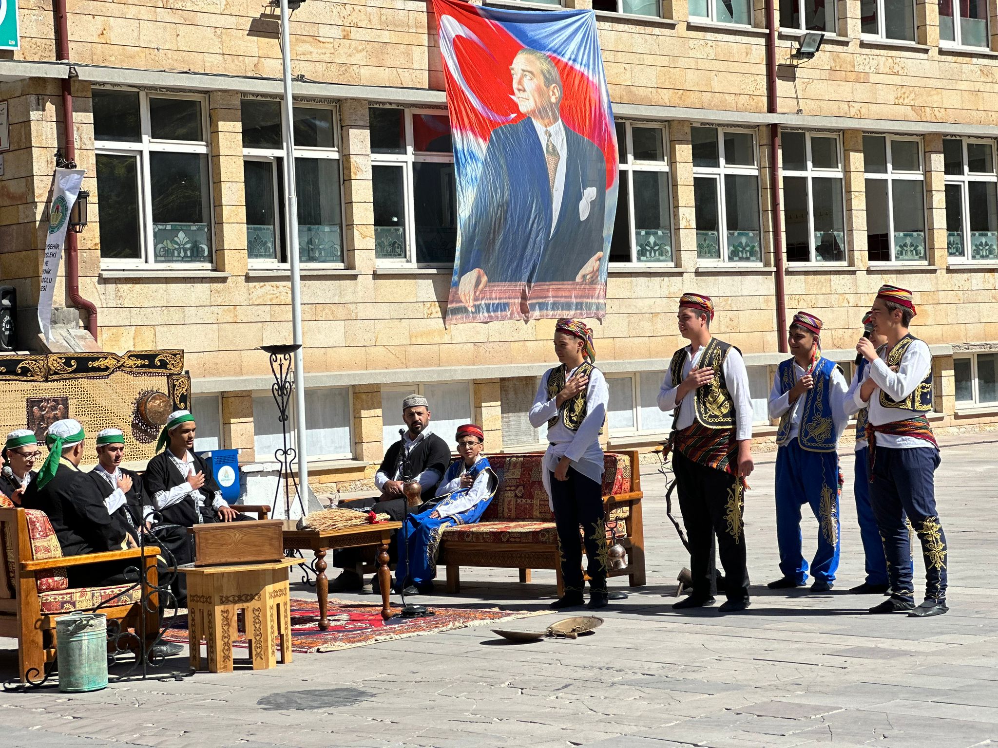 İl Müdürlüğümüz Personellerince Beton numunesi örneği alınmıştır.