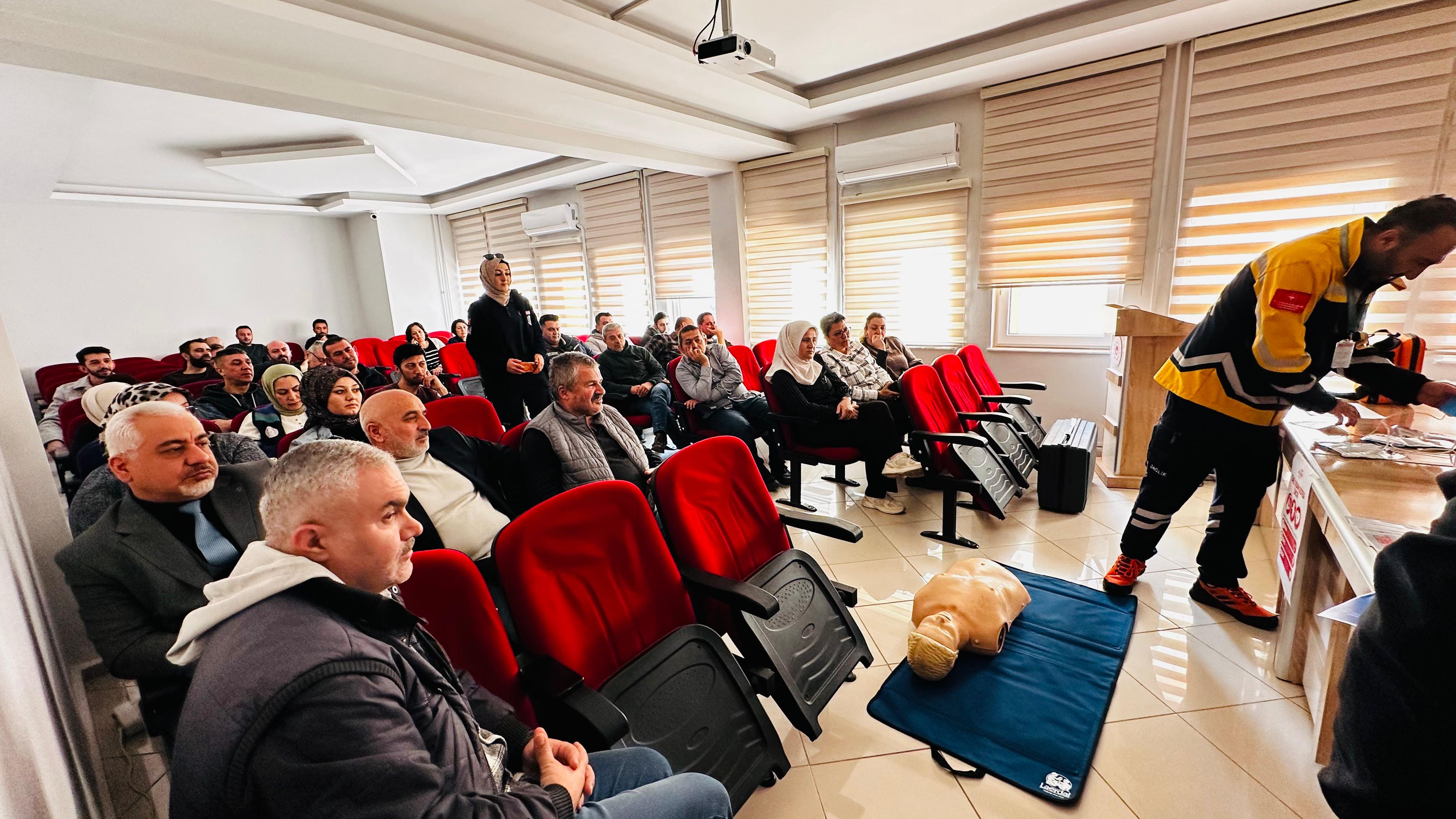 İl Müdürlüğümüz de 112 İlk ve Acil Yardım ekipleri tarafından Temel Yaşam Desteği eğitimi verilmiştir.