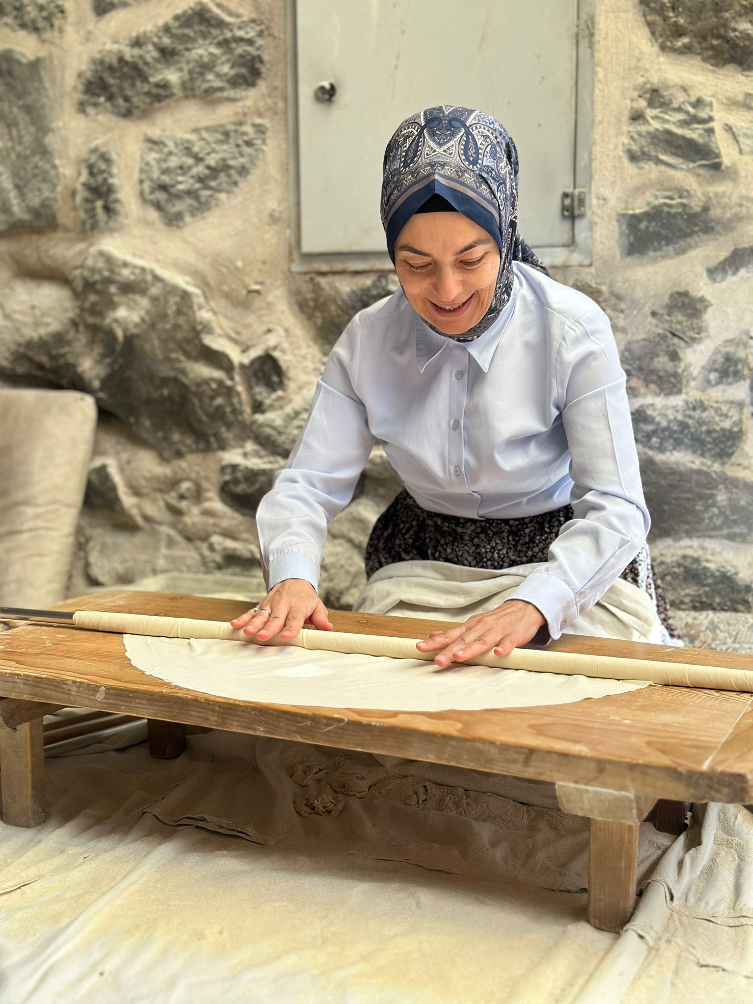 İl Müdürümüz Sn. Yasemin DEMİRÖRS Hanımefendi, Tatlarin Kadın Girişimi Üretme ve İşletme Kadın Kooperatifi tarafından gerçekleştirilen Kışlık Ürün Hazırlama etkinliğine katılım sağlamıştır.