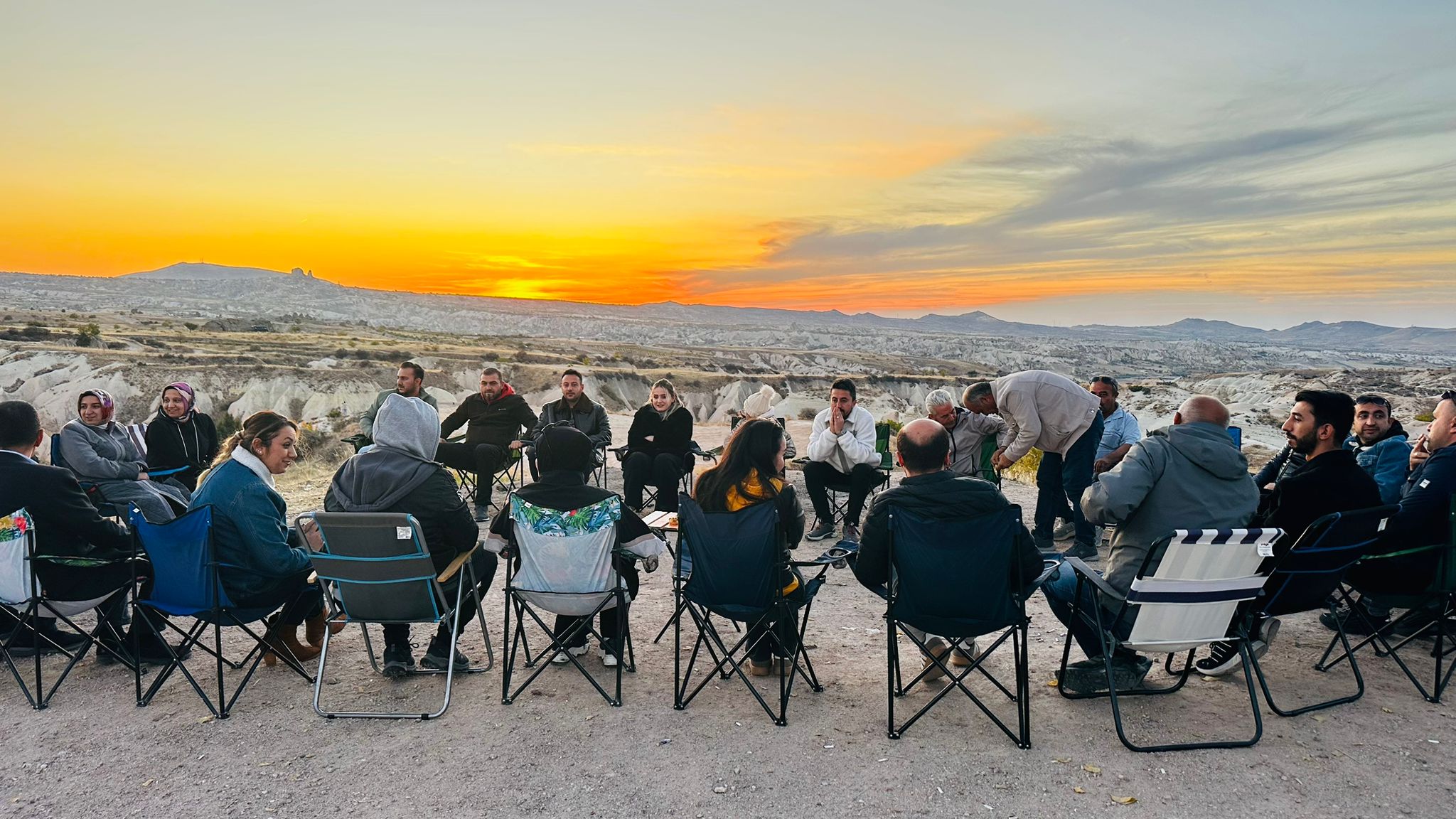 İl Müdürümüz Sn.Yasemin DEMİRÖRS Hanımefendi ve İl Müdürlüğümüz Personelleri, Nevşehir Kızılçukur gün batımı etkinliğine katılım sağlamıştır.