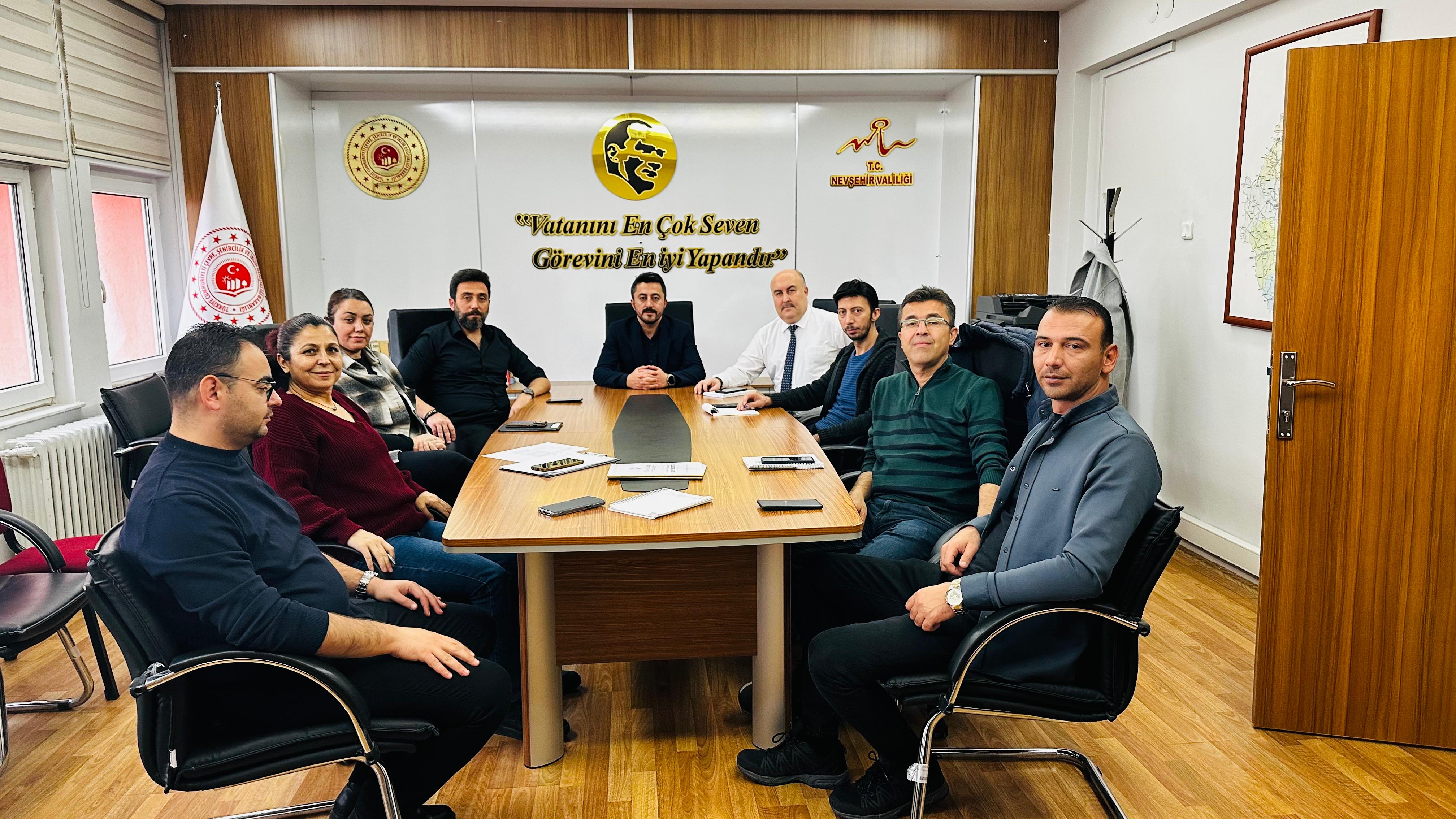 Müdürlüğümüzde İl Müdür Yardımcımız Ramazan GÖK başkanlığında İş Sağlığı ve Güvenliği uzmanları ile Müdürlüğümüz personellerinin katılımıyla İş Sağlığı ve Güvenliği kurul toplantısı gerçekleştirilmiştir.