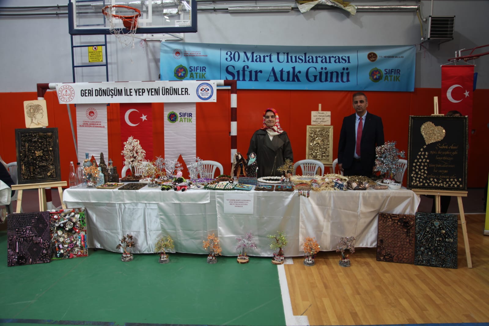 Nevşehir Çevre Şehircilik ve İklim Değişikliği Müdürlüğümüzce 5 Haziran Dünya Çevre Günü dolayısıyla Gazi Ortaokulunda etkinlik düzenlenmiştir.