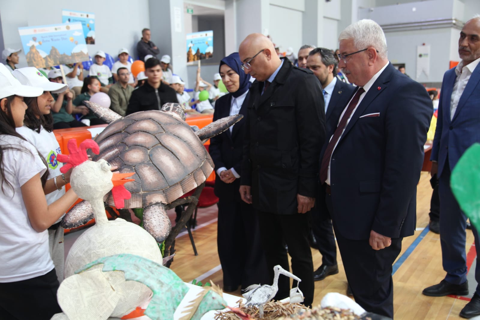 Nevşehir Çevre Şehircilik ve İklim Değişikliği Müdürlüğümüzce 5 Haziran Dünya Çevre Günü dolayısıyla Gazi Ortaokulunda etkinlik düzenlenmiştir.