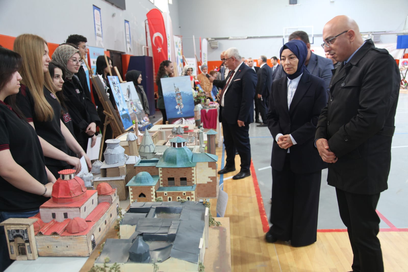 Nevşehir Çevre Şehircilik ve İklim Değişikliği Müdürlüğümüzce 5 Haziran Dünya Çevre Günü dolayısıyla Gazi Ortaokulunda etkinlik düzenlenmiştir.