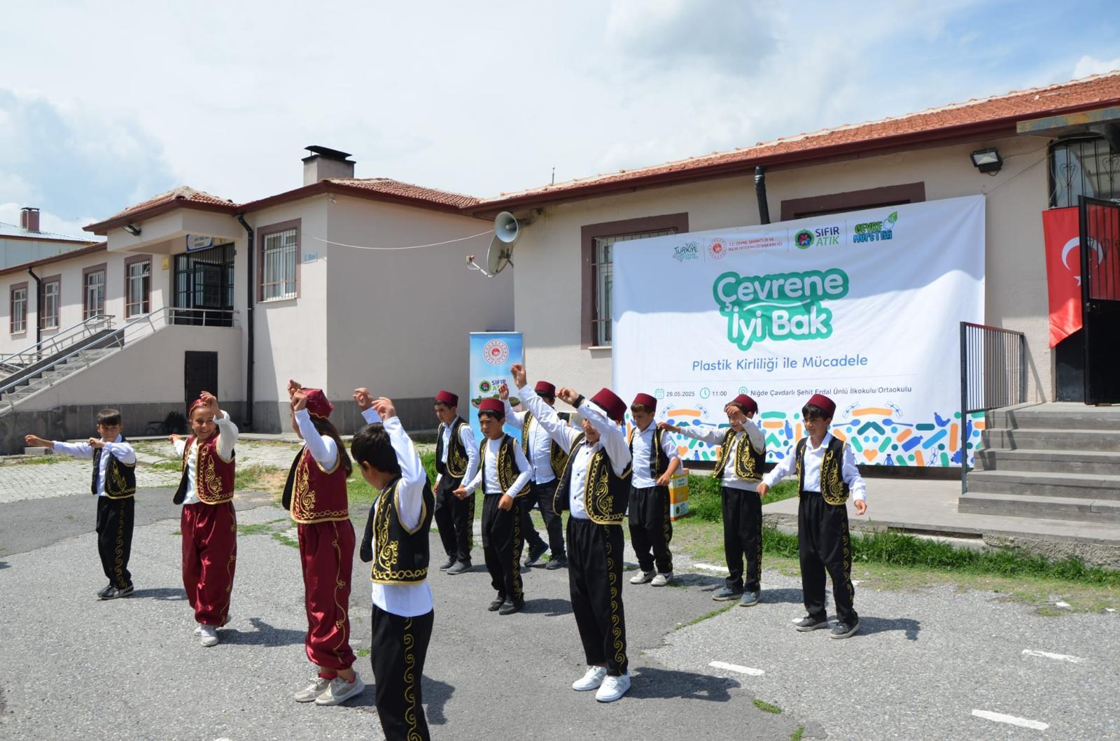 Çevre Haftasında Öğrencilere Plastik Kirliliği Eğitimi