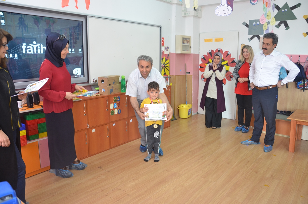 Kardeş Okulumuz Şehit Yusuf DİRİ Ortaokulu Anasınıfı Öğrencilerine Çevre ve Teknoloji Bağımlılığı Eğitimi Verildi