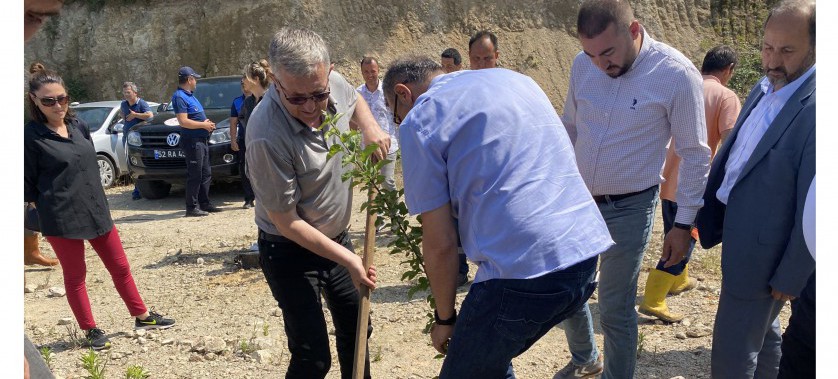 5 Haziran Dünya Çevre günü kapsamında müdürlüğümüzce Perşembe İlçesinde rehabilite edilen eski çöp sahasın 'da Fidan dikimi  yapıldı.