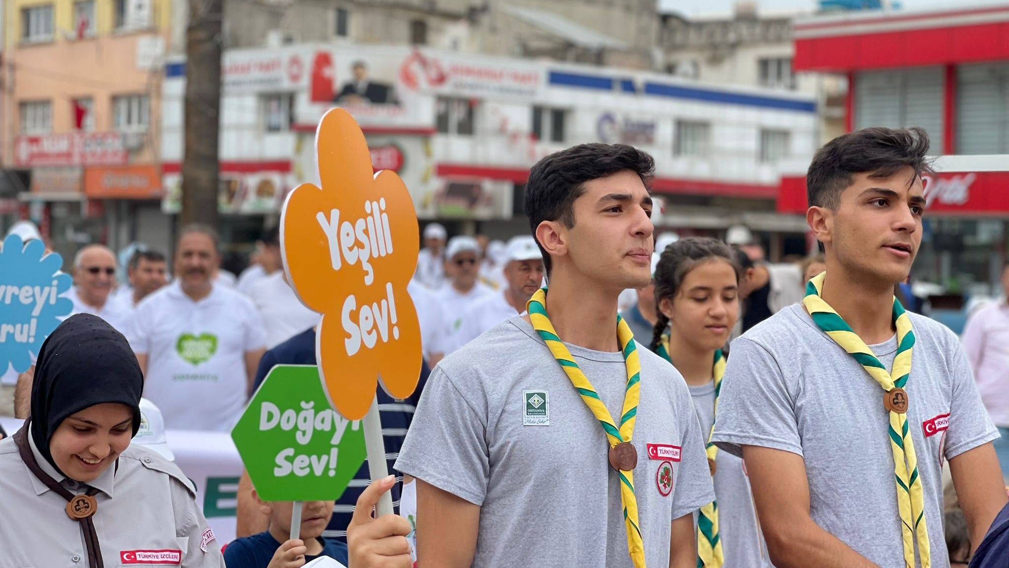 1-7 Haziran Türkiye Çevre Haftası etkinlikleri kapsamında düzenlenen programlar bugün Çevre Müfettişliği ve 81 İlde 81 Milyar Adım yürüyüşü ile devam etti.