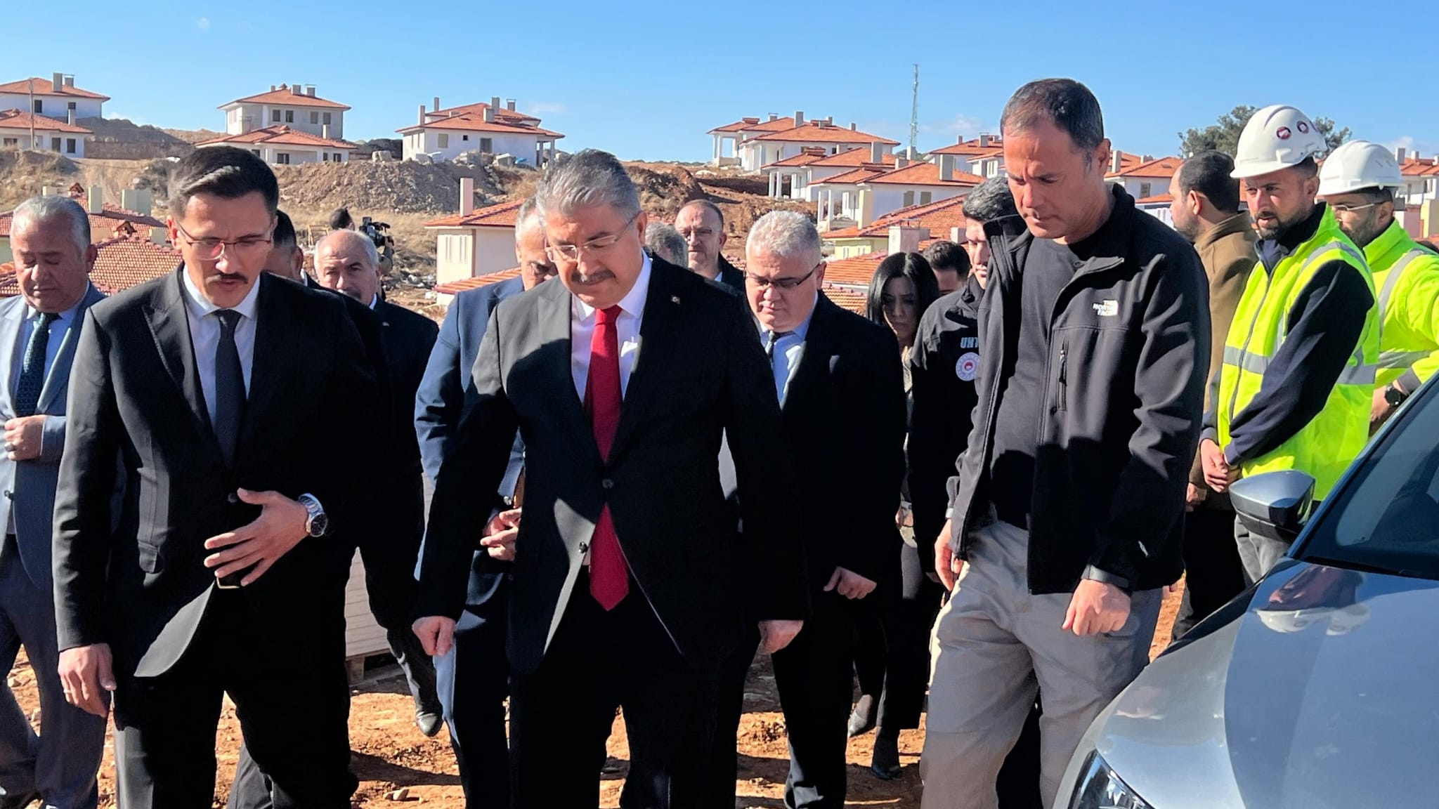 AKÇAKOYUNLU Köyü 136 adet Betonarme Köy Konutlarda İnceleme