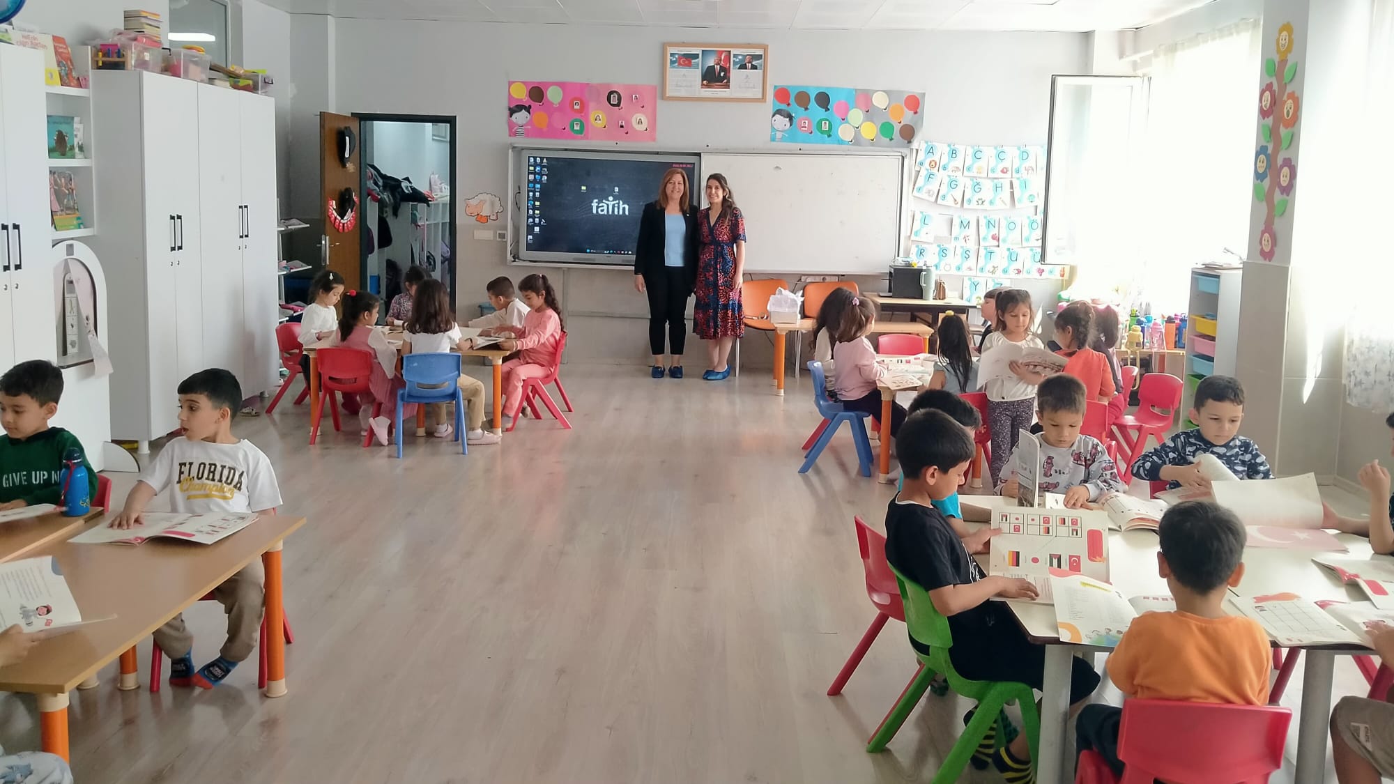 Çocuklarımız Geleceğimizin Teminatıdır...