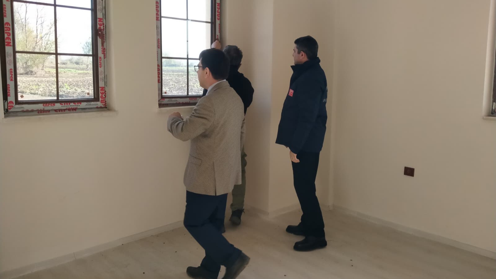 Dervişli Köyünde Yapımı Devam Eden  Deprem Konutlarında İnceleme