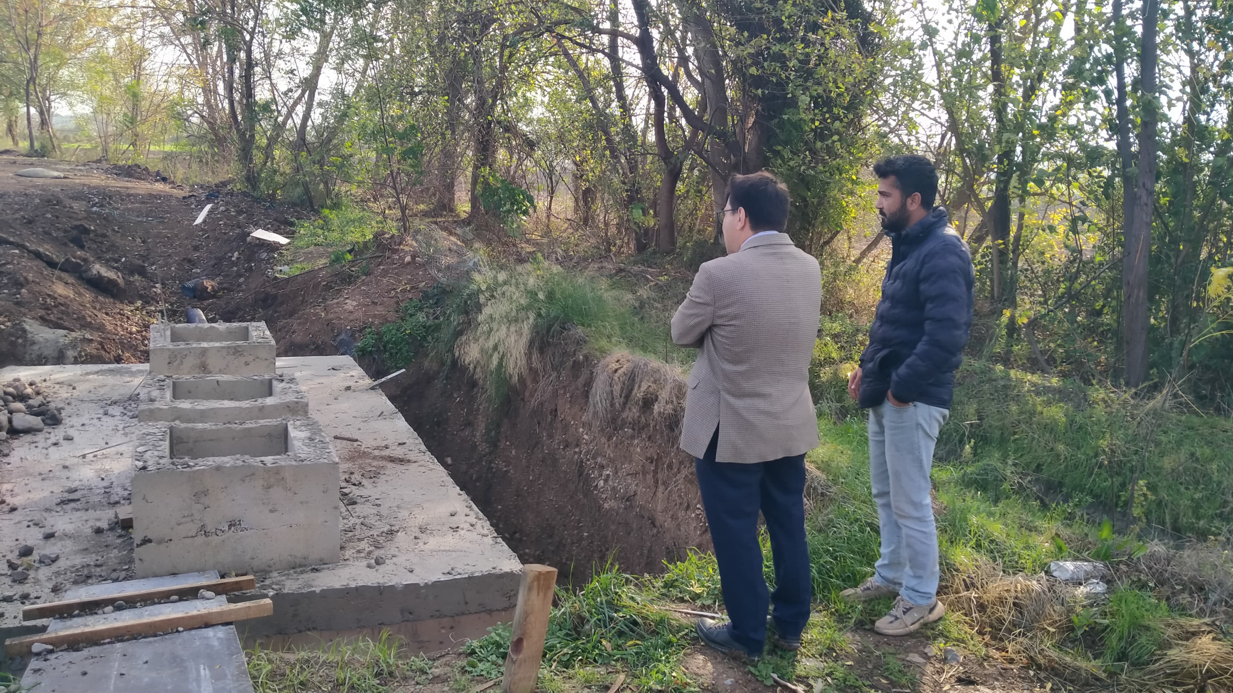 Dervişli Köyünde Yapımı Devam Eden  Deprem Konutlarında İnceleme