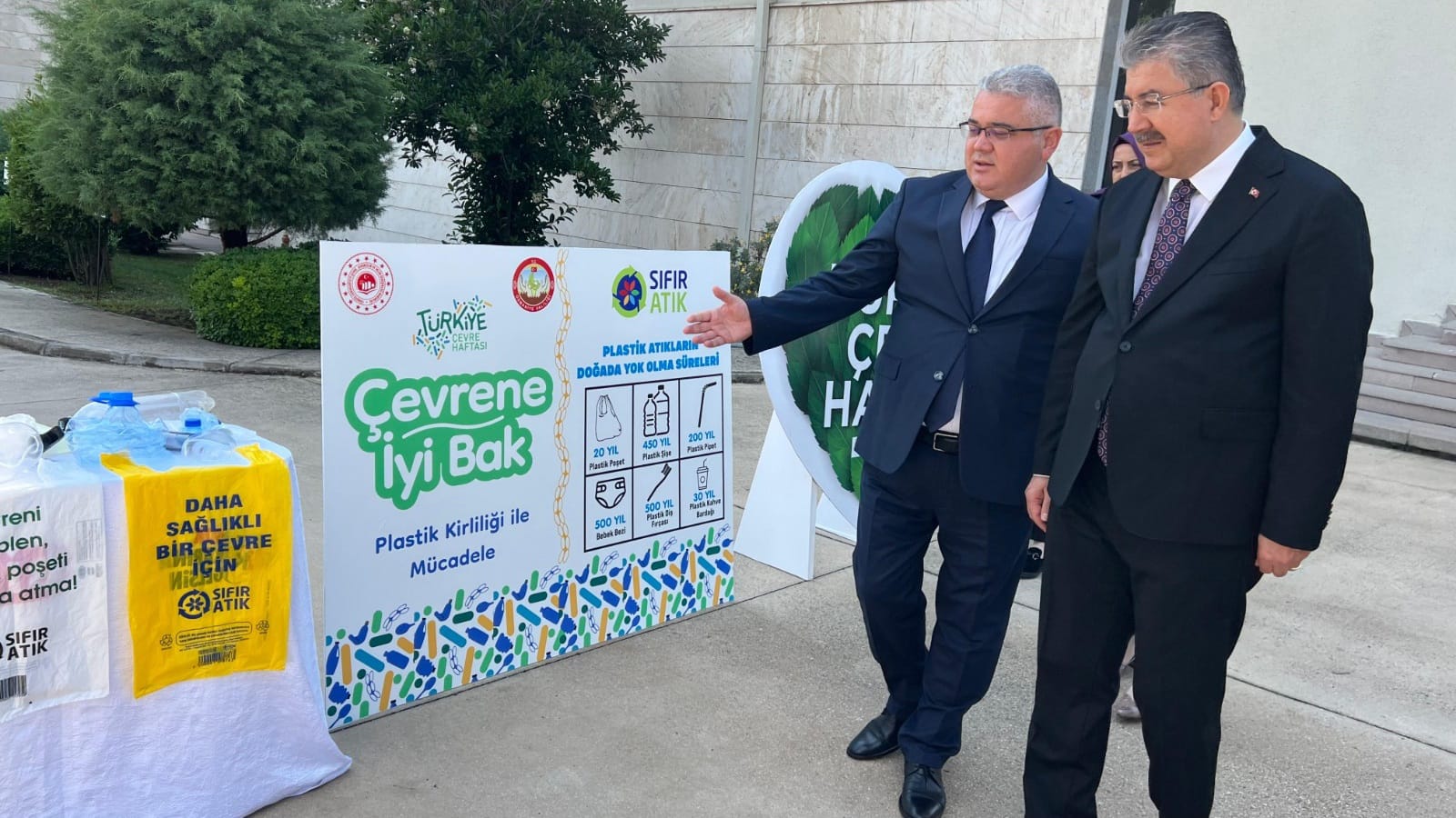 Etkinlik-1 Çevre Haftası (Plastik Atıkların Doğada Yok Olma Süreleri Bilgilendirme)