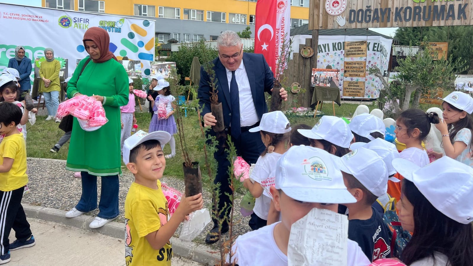 Etkinlik-5  Çevre Haftası (Dünya Çevre Günü Kutlaması)