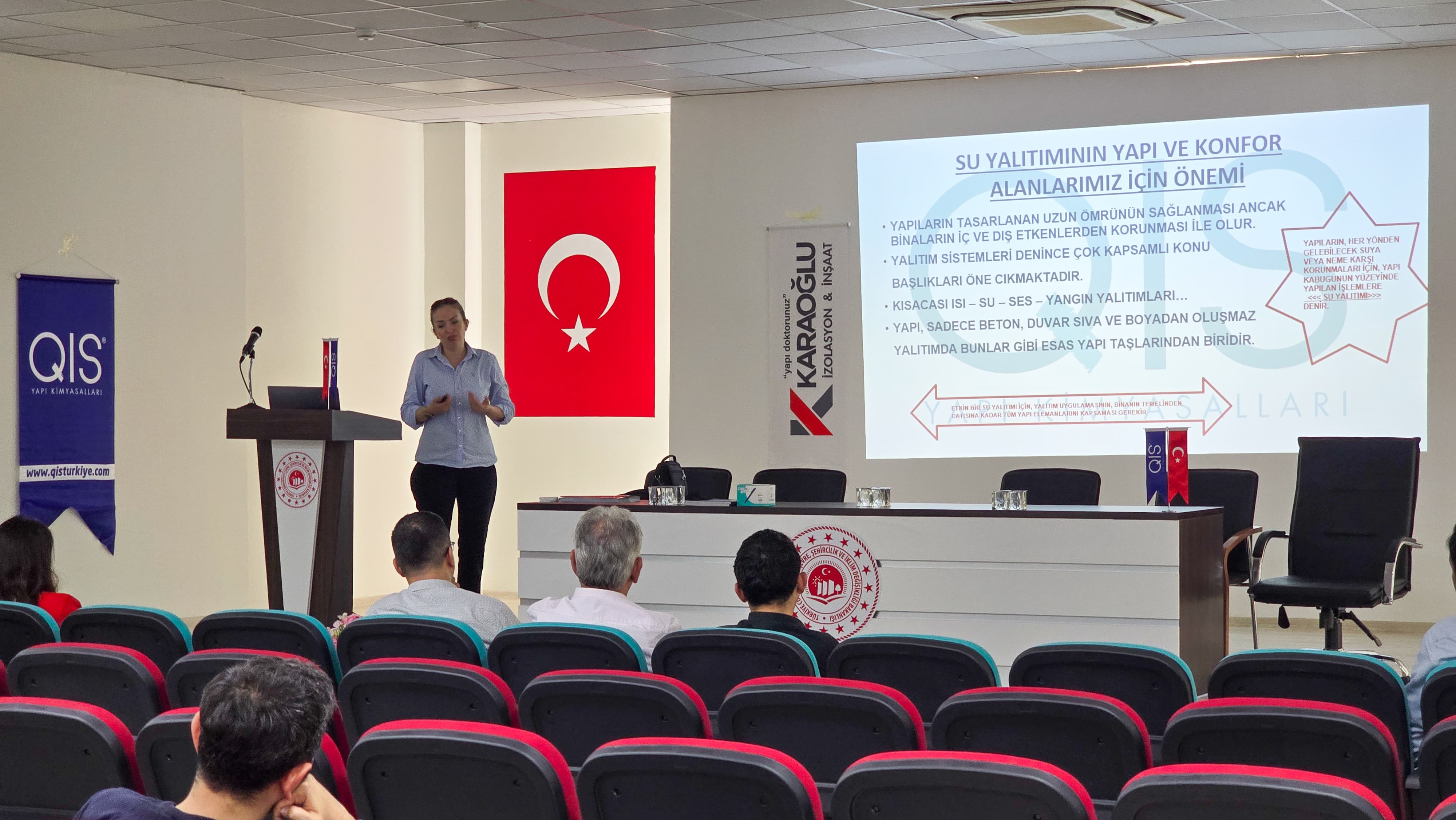 Yapı Kimyasalları Konusunda QIS Firmasi Tarafindan Bilgilendirme Semineri Yapıldı.