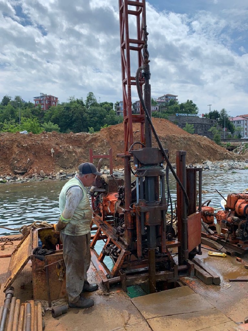 Rize İli, İyidere İlçesi, Fethiye Mahallesi Sahil Tahkimatına Ait İmar Planına Esas Jeolojik-Jeoteknik Etüt Raporu