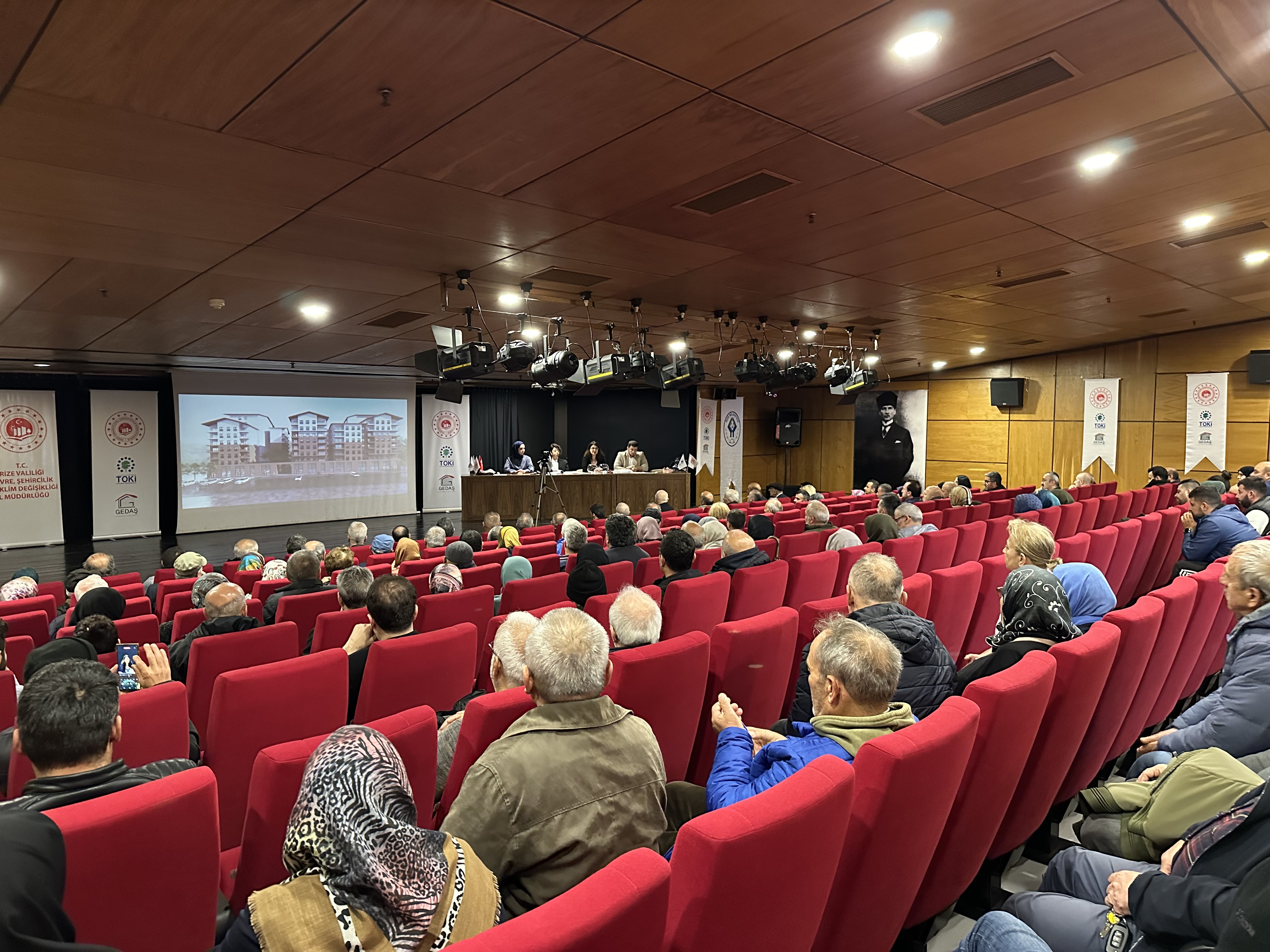 Taşlıdere ve Tophane Mahallelerimizde Kentsel Dönüşüm Kapsamında Yapılan Konutlar İçin Kura Çekimi Gerçekleştirilmiştir