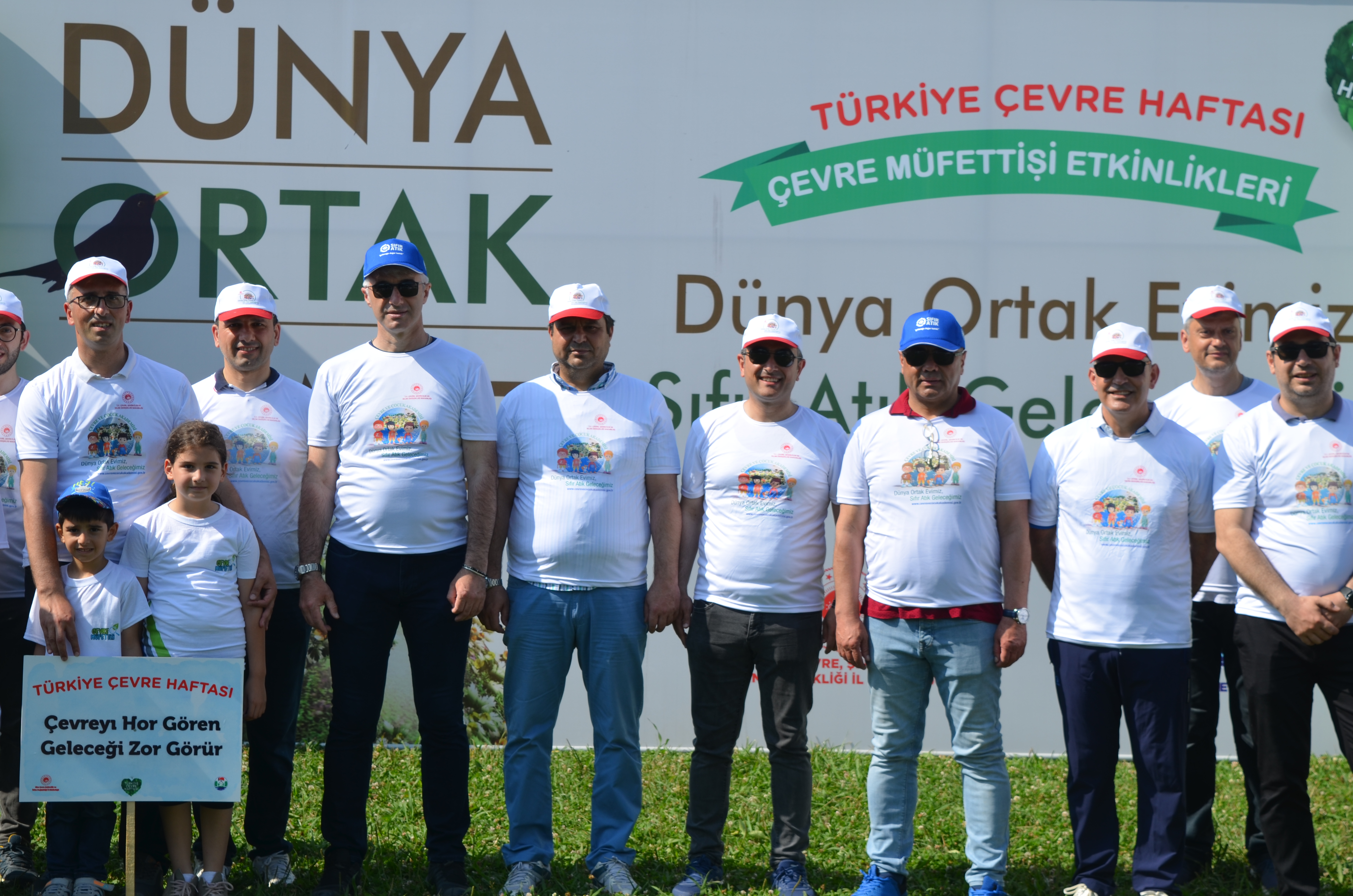 TÜRKİYE ÇEVRE HAFTASI ETKİNLİKLERİ KAPSAMINDA ÇEVRE YÜRÜYÜŞÜ VE ÇEVRE MÜFETTİŞİ ATÖLYE ÇALIŞMASI GERÇEKLEŞTİRİLDİ