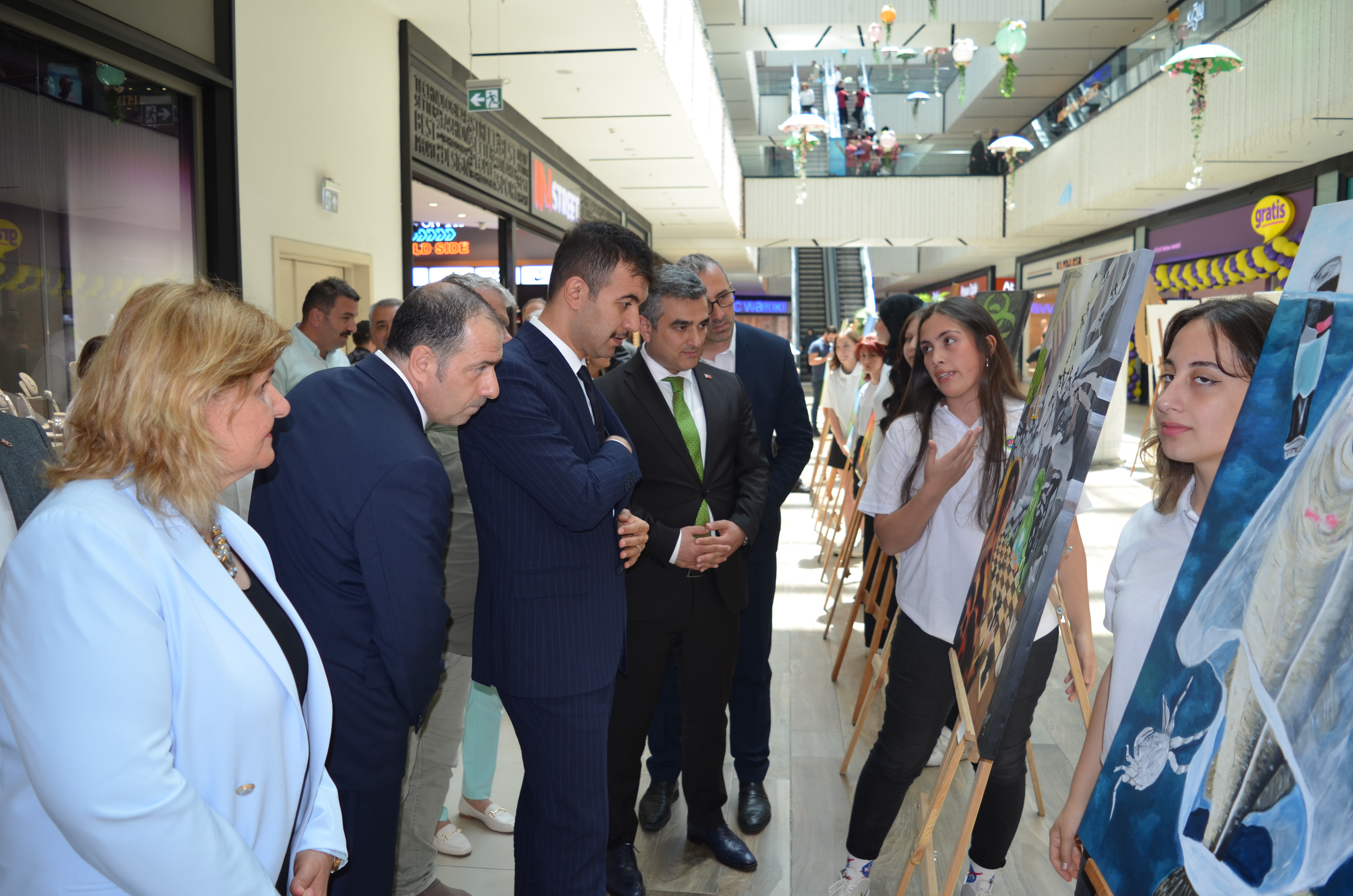 TÜRKİYE ÇEVRE HAFTASI ETKİNLİKLERİ MAKAM ZİYARETLERİ İLE BAŞLADI