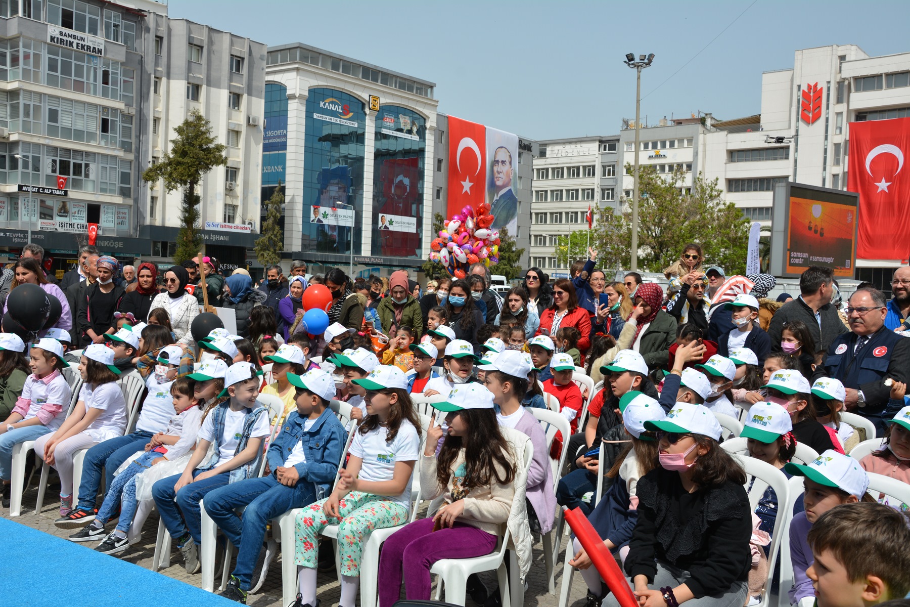 23 NİSAN ULUSAL EGEMENLİK VE ÇOCUK BAYRAMI COŞKUYLA KUTLANDI