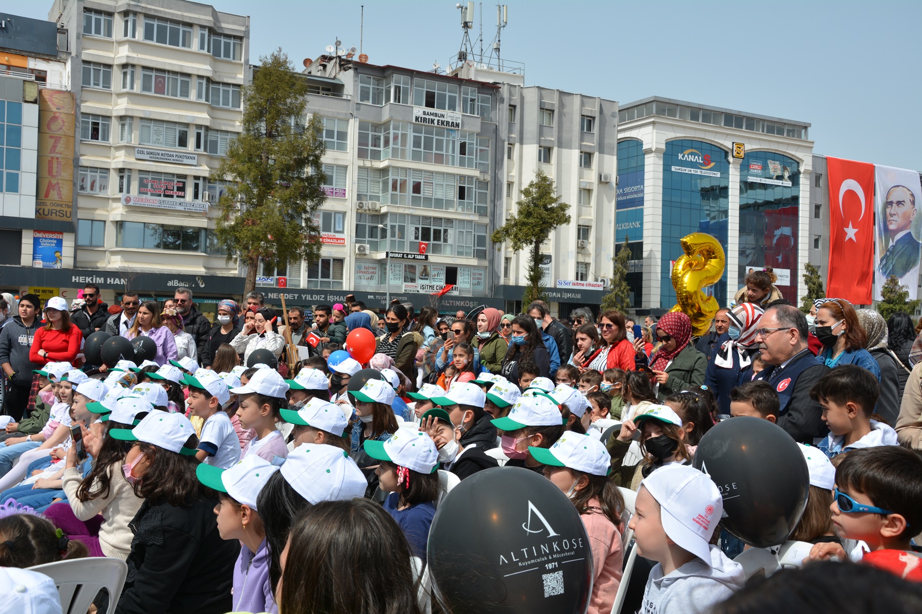 23 NİSAN ULUSAL EGEMENLİK VE ÇOCUK BAYRAMI COŞKUYLA KUTLANDI