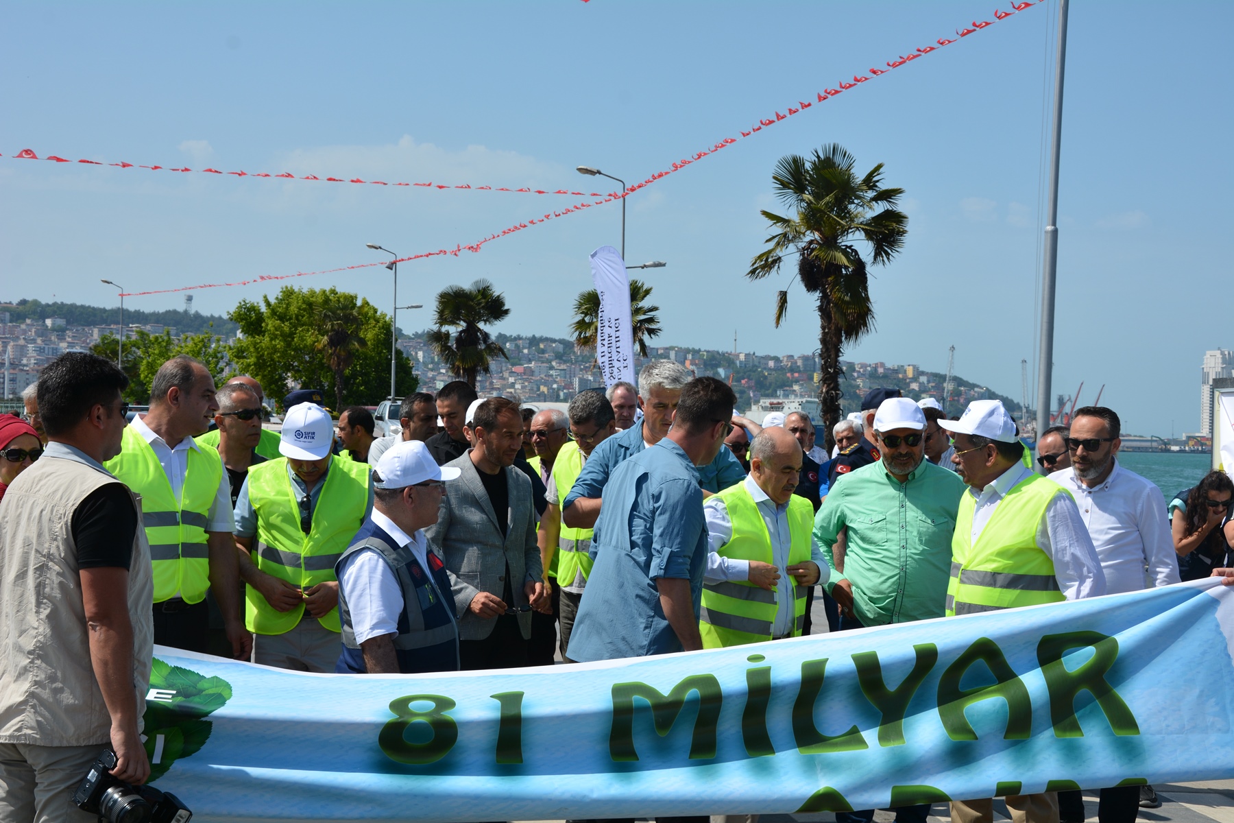 ’81 İlde 81 Milyar Adım’ İlkadım Çevre Yürüyüşü