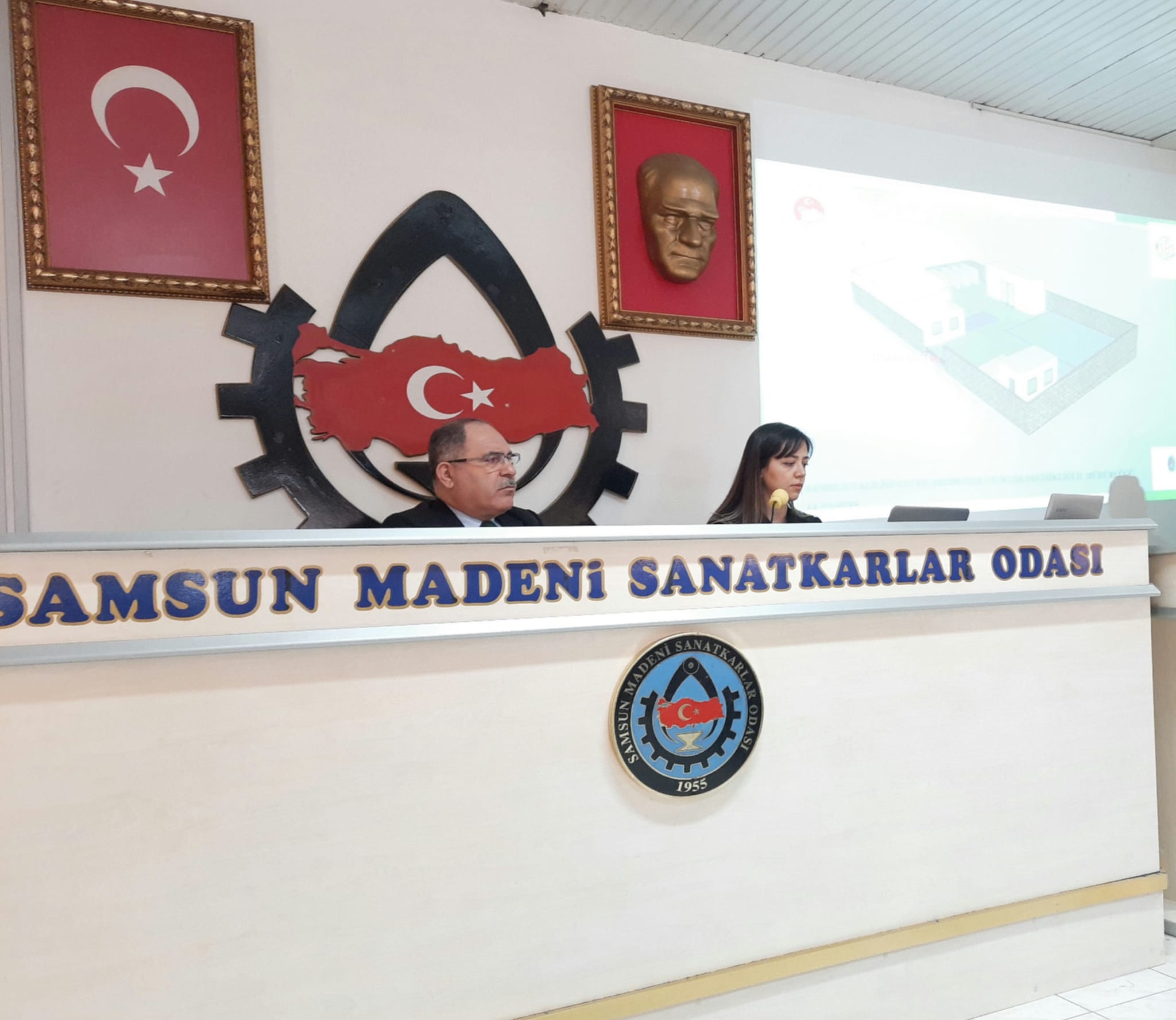 ATIK ÖN İŞLEM VE GERİ KAZANIM TESİSLERİNİN GENEL ESASLARINA İLİŞKİN YÖNETMELİK KAPSAMINDA BİLGİLENDİRME TOPLANTISI GERÇEKLEŞTİRİLDİ