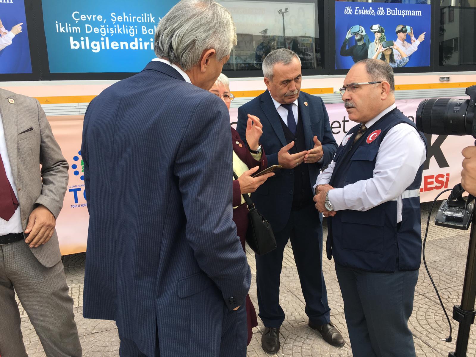 Valimiz Sayın Doç. Dr. Zülkif DAĞLI' nın TOKİ Tanıtım Tırımızı Ziyareti...