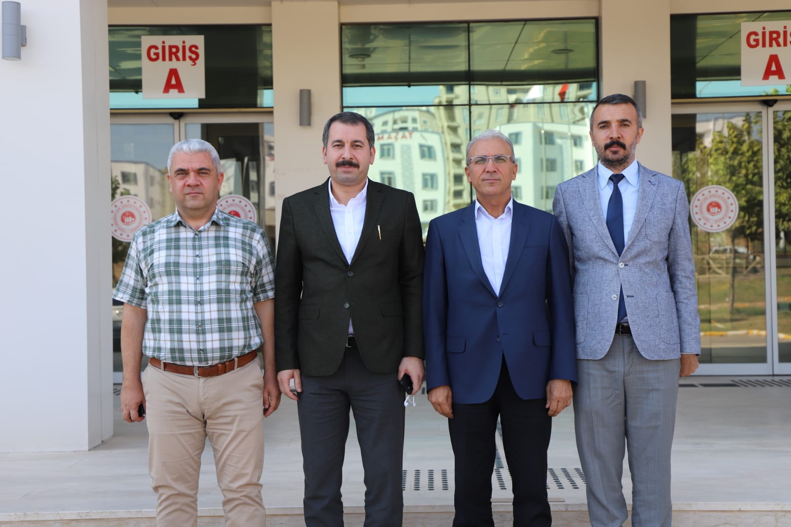 Karaköprü Belediye Başkanı Sn. Metin BAYDİLLİ'nin İl Müdürlüğümüzü ziyareti