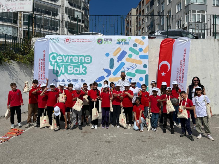 ÇEVRENE İYİ BAK