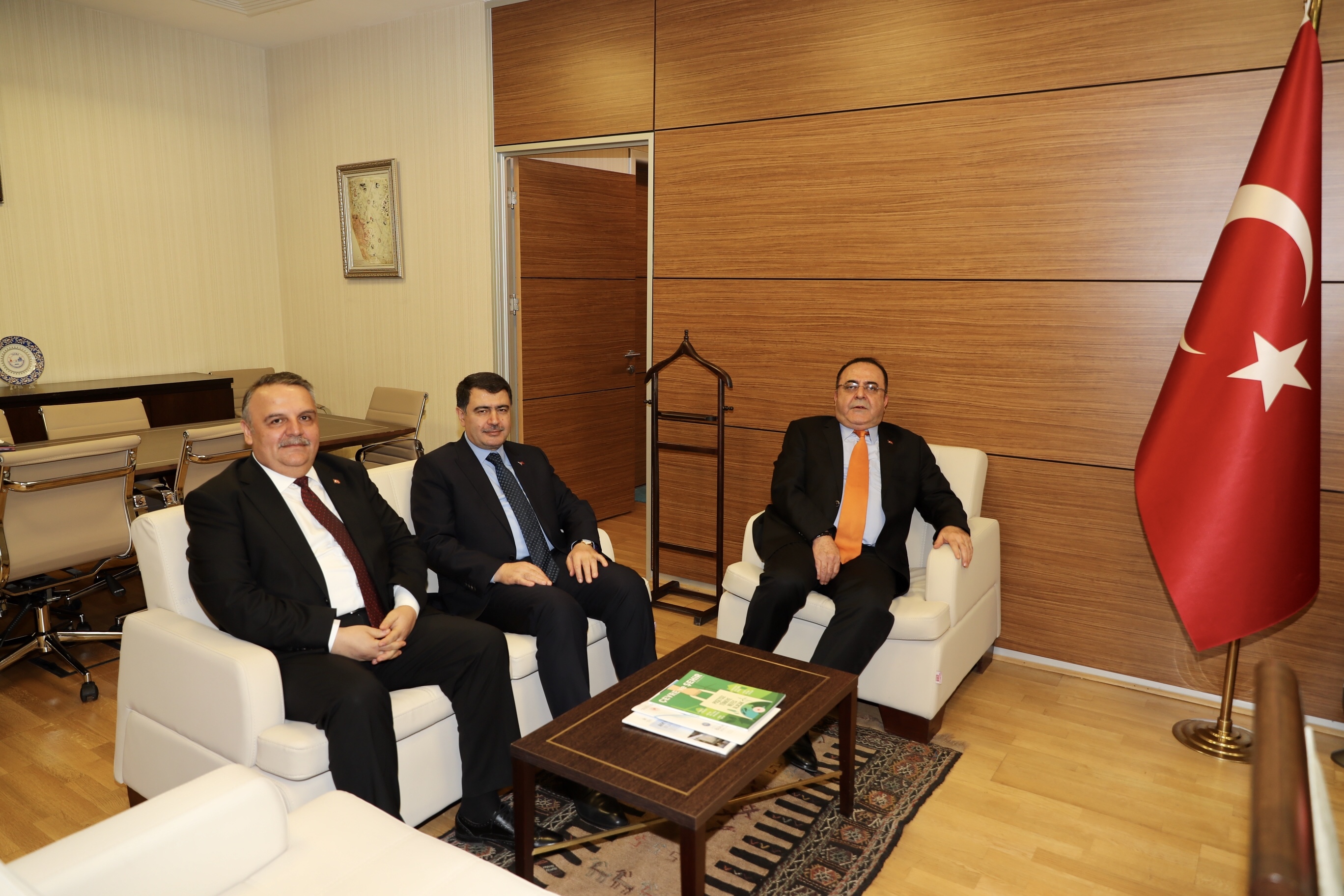 Sayın Ankara Valisi Vasip ŞAHİN, Sayın Başkanımız İhsan YİĞİT’i Çalışma Ziyaretinde Bulunmuştur.