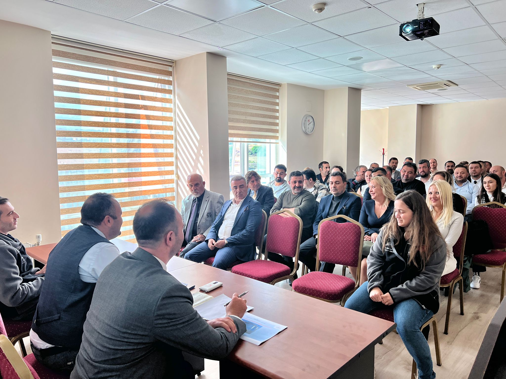 ÇED VEÇEVRE DANIŞMANLIK FİRMALARI İLE TOPLANTI YAPILDI