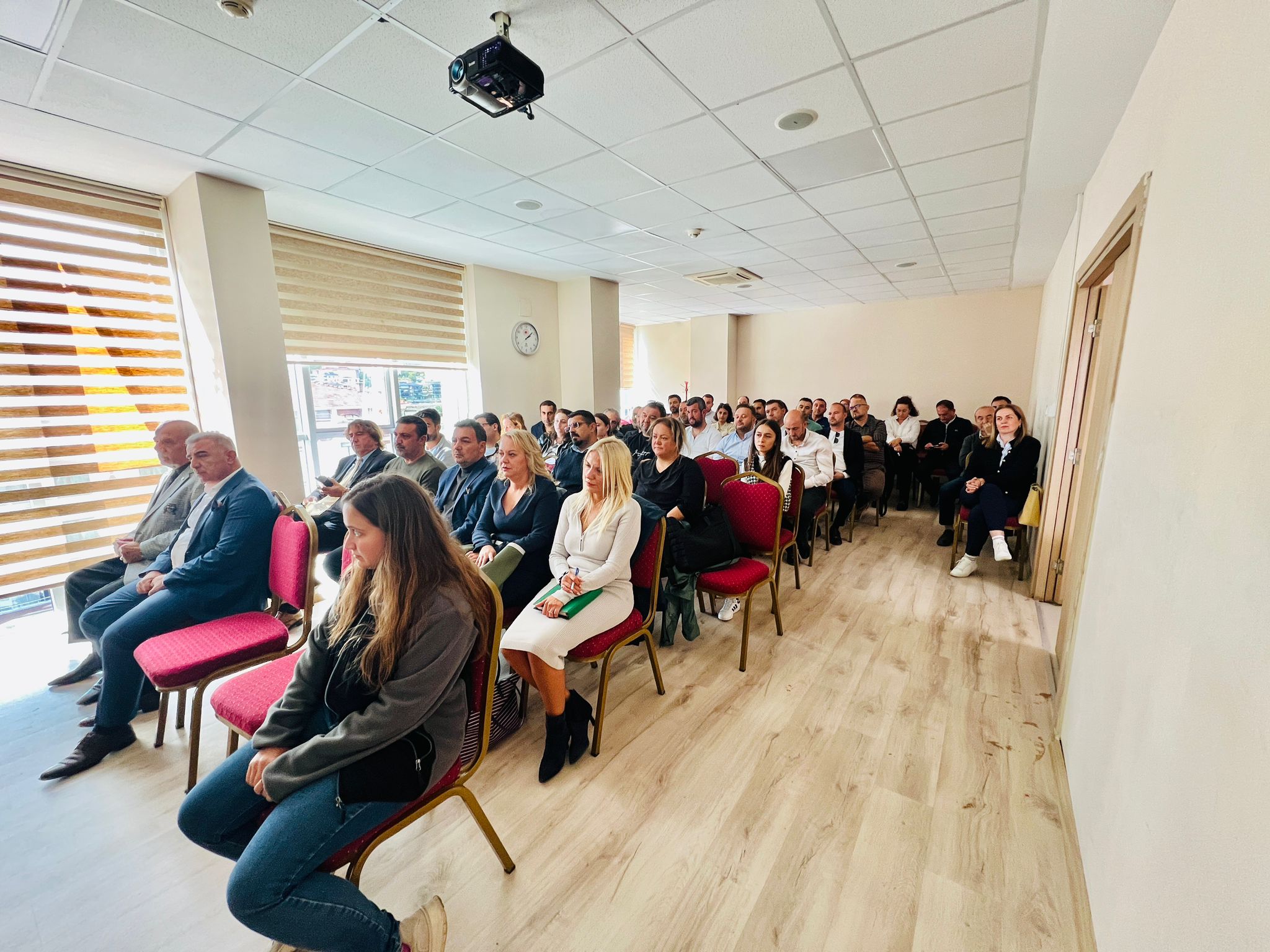 ÇED VEÇEVRE DANIŞMANLIK FİRMALARI İLE TOPLANTI YAPILDI