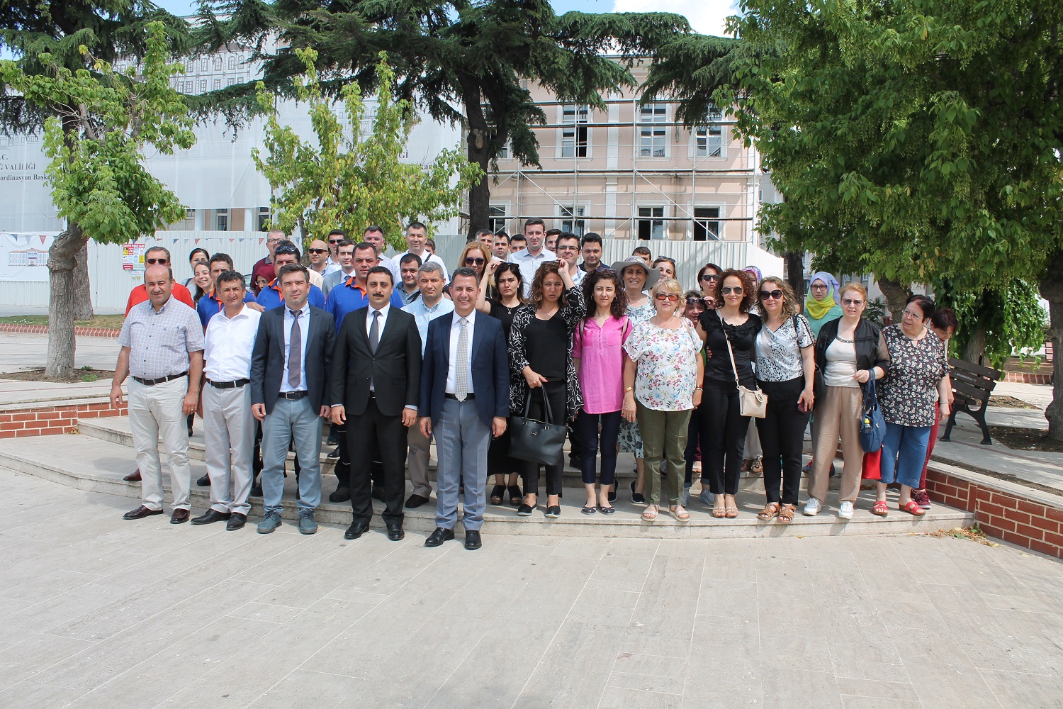 ÇEVRE HAFTASI KAPSAMINDA ÇEVRE YÜRÜYÜŞÜ YAPILDI