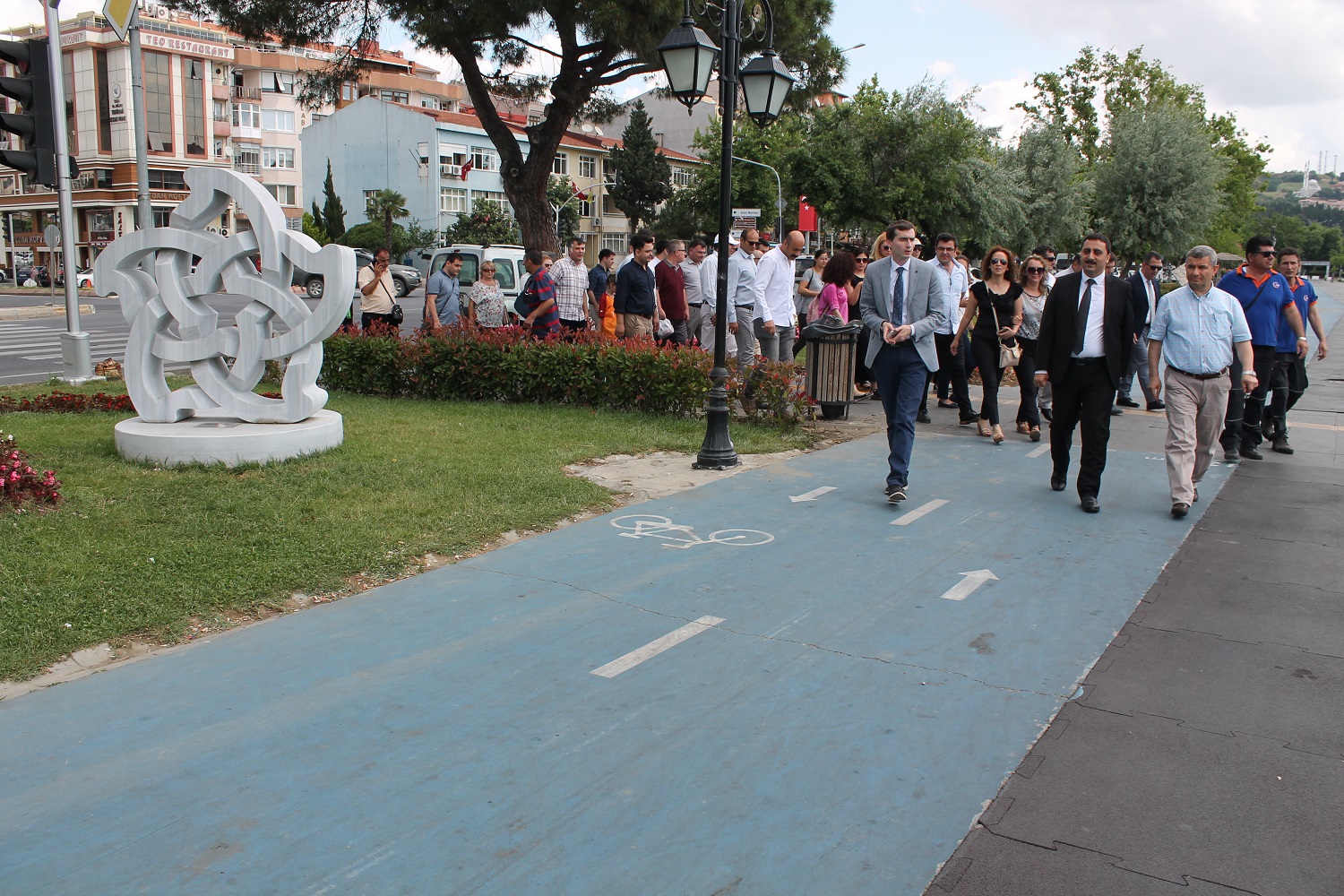 ÇEVRE HAFTASI KAPSAMINDA ÇEVRE YÜRÜYÜŞÜ YAPILDI