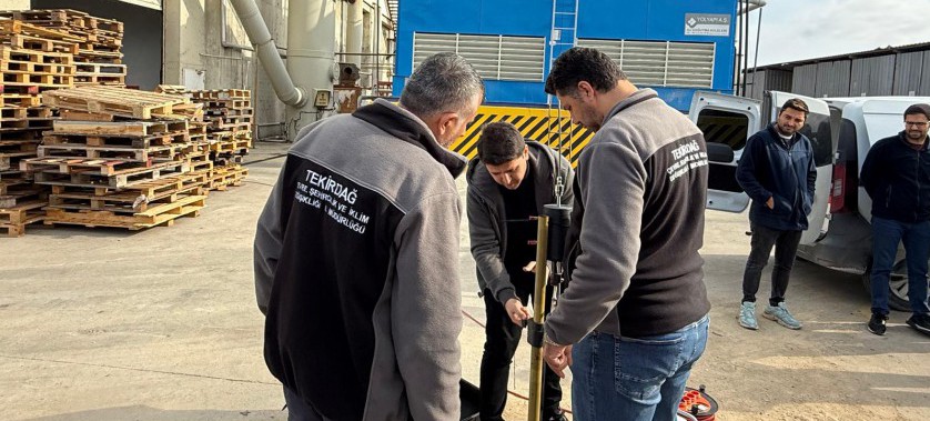 ERGENE İLÇESİNDEKİ KİMYA TESİSLERİNE EMİSYON DENETİMİ