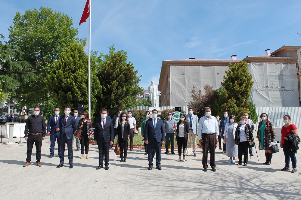 DÜNYA ÇEVRE GÜNÜNDE ATATÜRK ANITINA ÇELENK TAKDİMİ GERÇEKLEŞTİRİLDİ