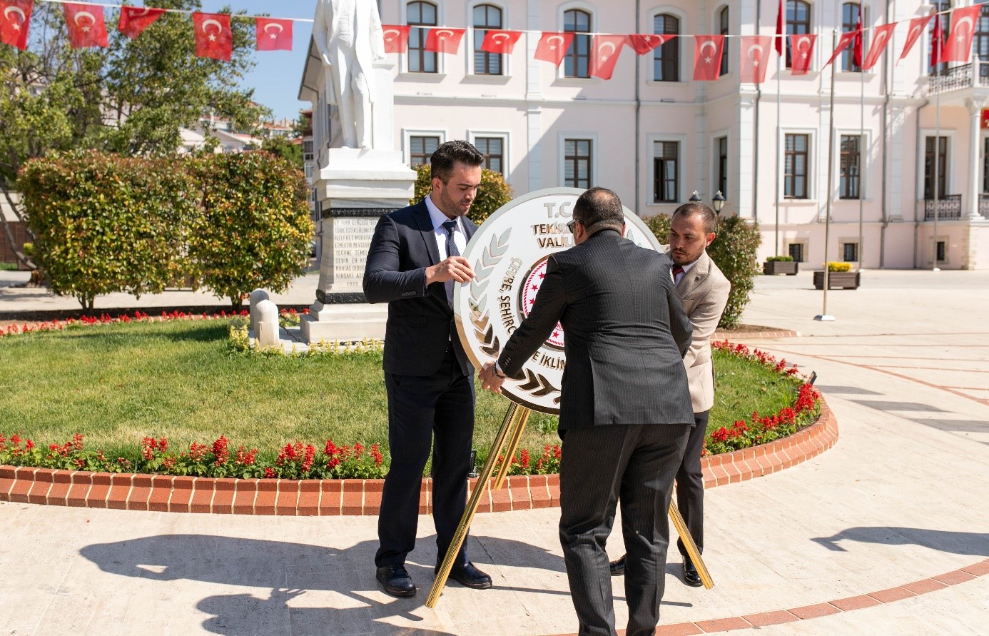 TÜRKİYE ÇEVRE HAFTASI ETKİNLİKLERİ ATATÜRK ANITI'NA ÇELENK SUNUMU VE MAKAM ZİYARETLERİ İLE BAŞLADI