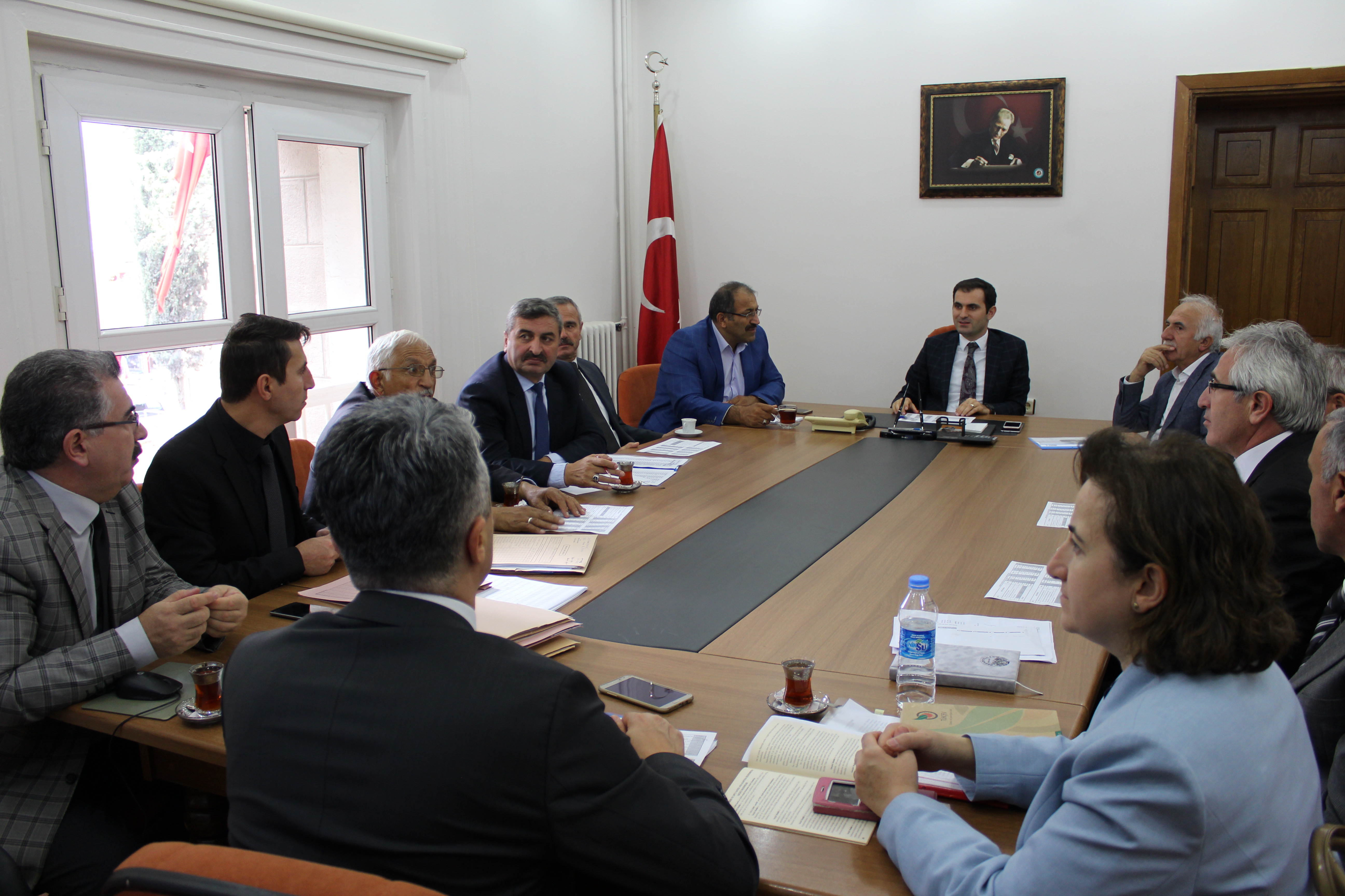 REŞADİYE’DE KATI ATIKLARIN YÖNETİMİ VE SIFIR ATIK KONULU TOPLANTI DÜZENLENDİ