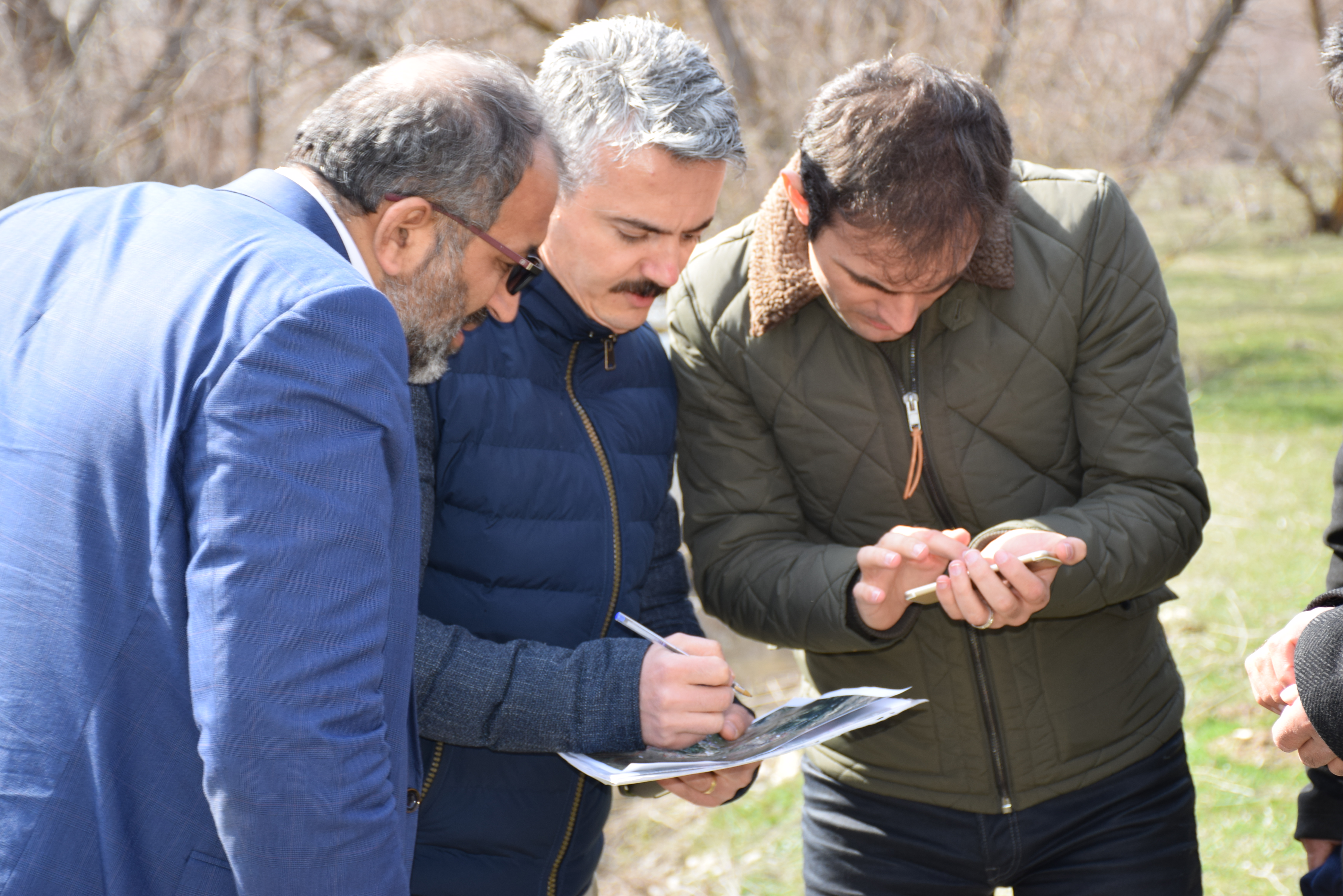 ZİNAV GÖLÜ VE YAĞIŞ HAVZASI İÇERİSİNDE ÇEŞİTLİ İNCELEMELERDE BULUNULDU