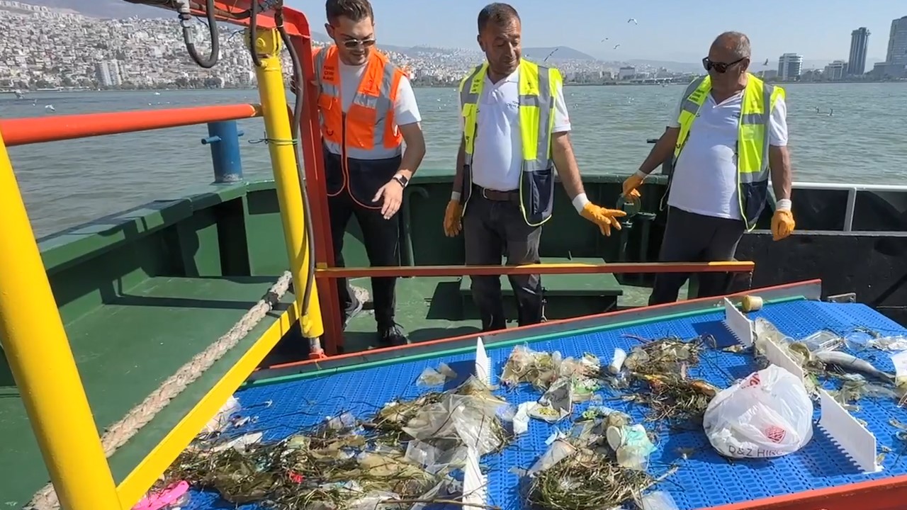 Acil Eylem Planı'nın Açıklanmasının Ardından İzmir Körfezi İçin İlk Adım