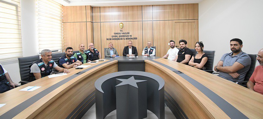 İl Müdürümüz Başkanlığında, ilimizde faaliyet gösteren BETON SANTRALİ temsilcileri ile katılım toplantısı
