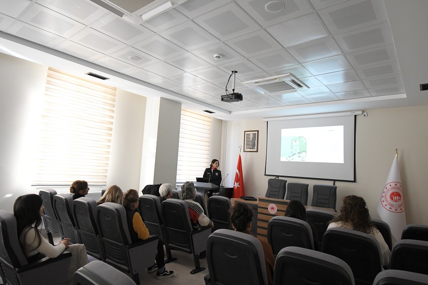 En iyi Narkotik Polisi: Anne